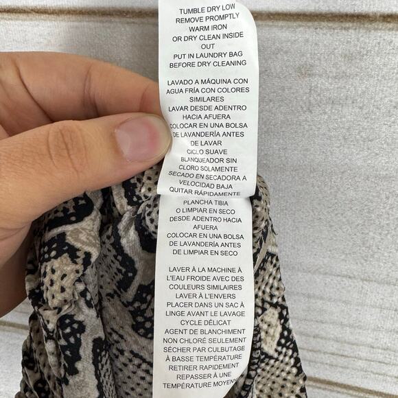 Michael Kors Snake Print Wide Leg Pull On Pants Size XL - Picture 6 of 7